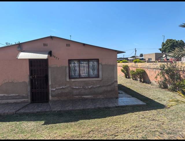 2 BEDROOM HOUSE FOR SALE IN SOSHANGUVE SOUTH